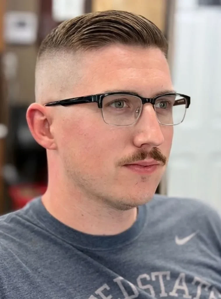 19 Skin Fade Hair Styles Men Can Try for a Clean, Modern Cut 8 hair style with a Side-Swept Top Crisp With a High Skin Fade